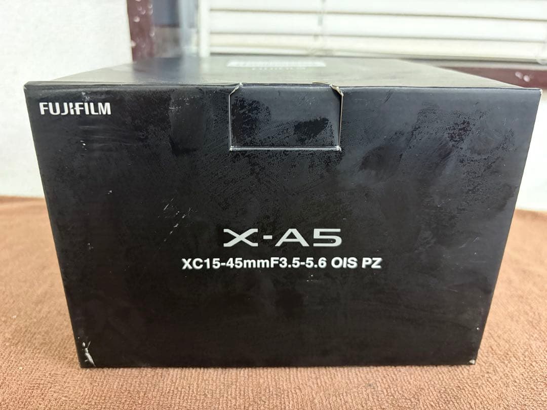 FUJIFILM X-A5 ミラーレス一眼カメラ