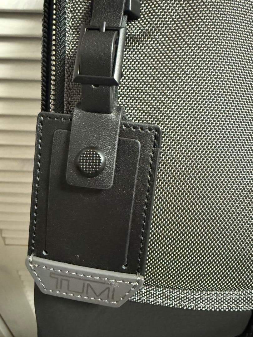 A*様 tumi スリムブリーフケース　ブラーボ　アカデミー