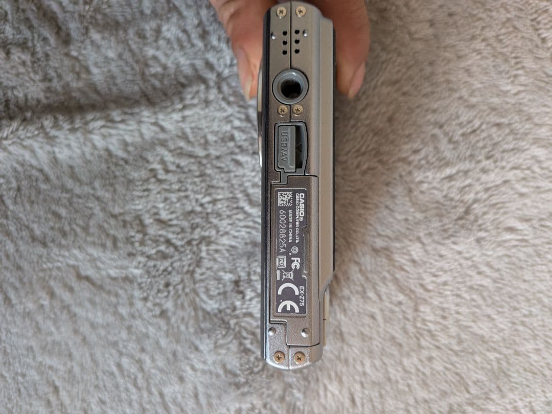 美品CASIO EXILIM EX-Z75 デジタルカメラ