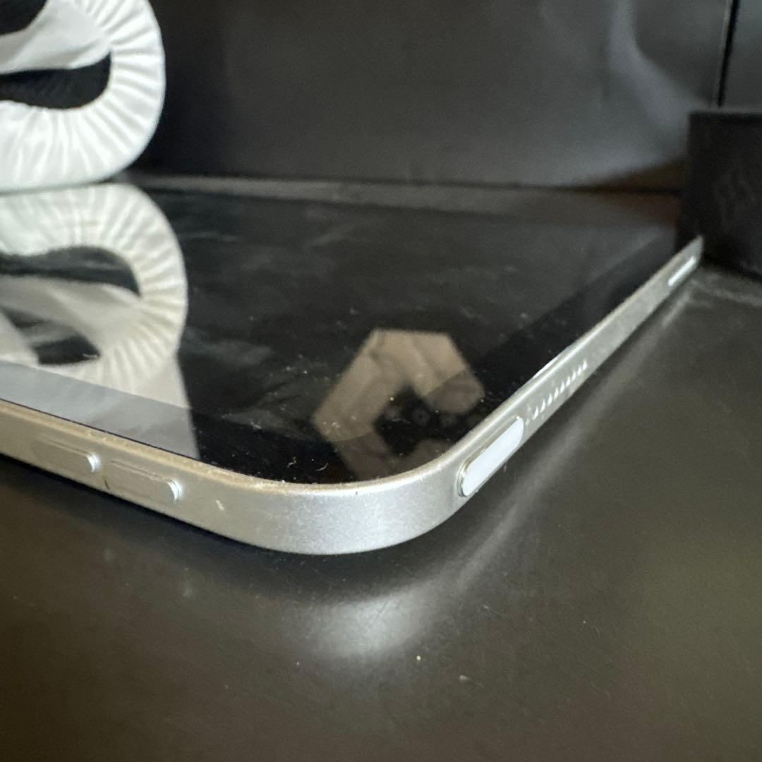 Apple iPad (第10世代) シルバー