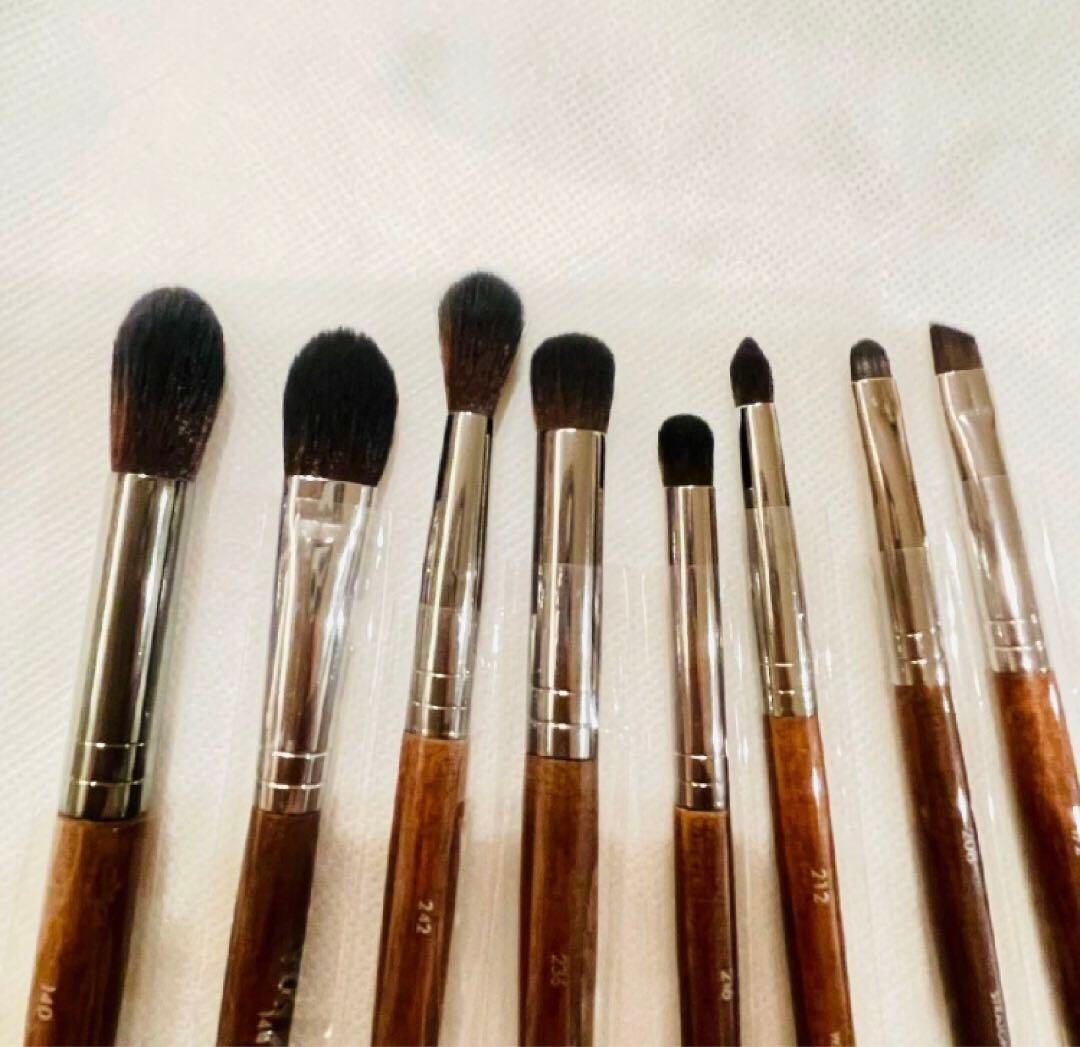 お買い得メイクアップフォーエバーアイメイクブラシ８本