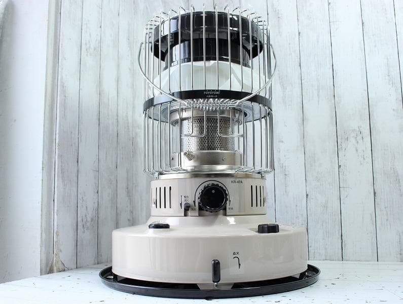 未使用 18年製 トヨトミ 石油ストーブ KR-47A ホワイト
