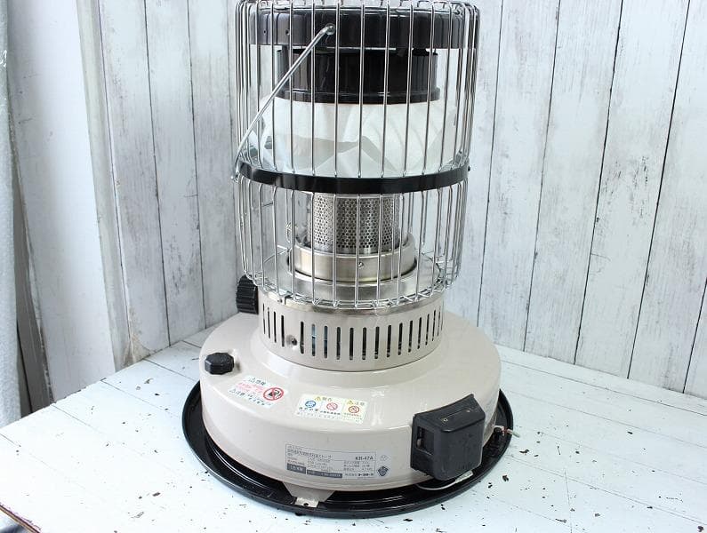 未使用 18年製 トヨトミ 石油ストーブ KR-47A ホワイト