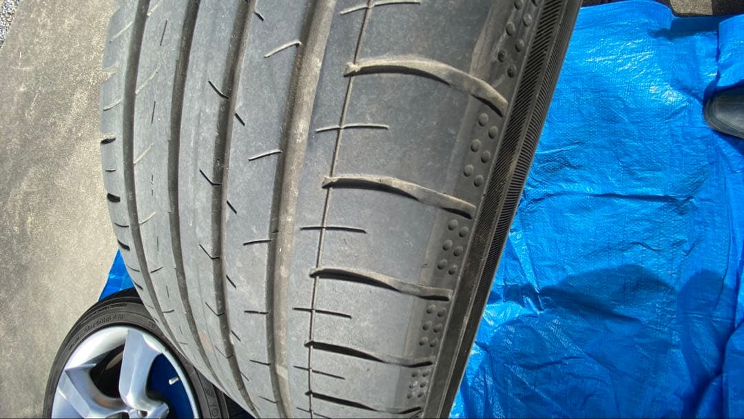 Z33後期純正18インチホイールセット タイヤ付き　リアサイズ4本