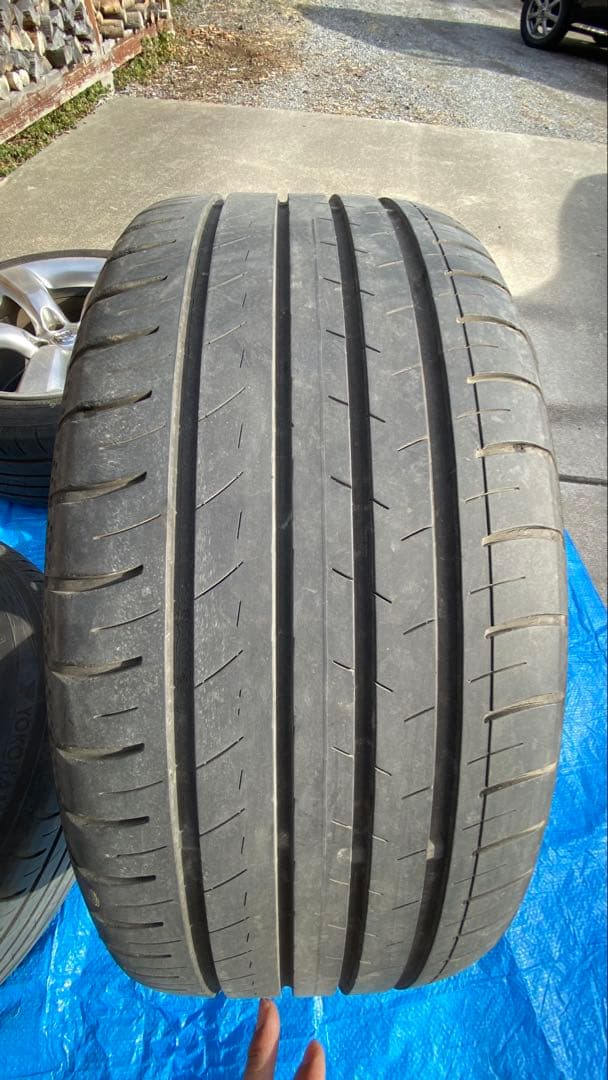 Z33後期純正18インチホイールセット タイヤ付き　リアサイズ4本