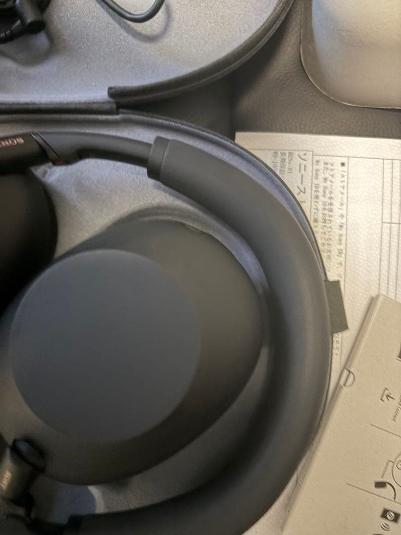 【ほぼ新品】SONY WH-1000XM6 ワイヤレスヘッドホン　ワイド3年保証