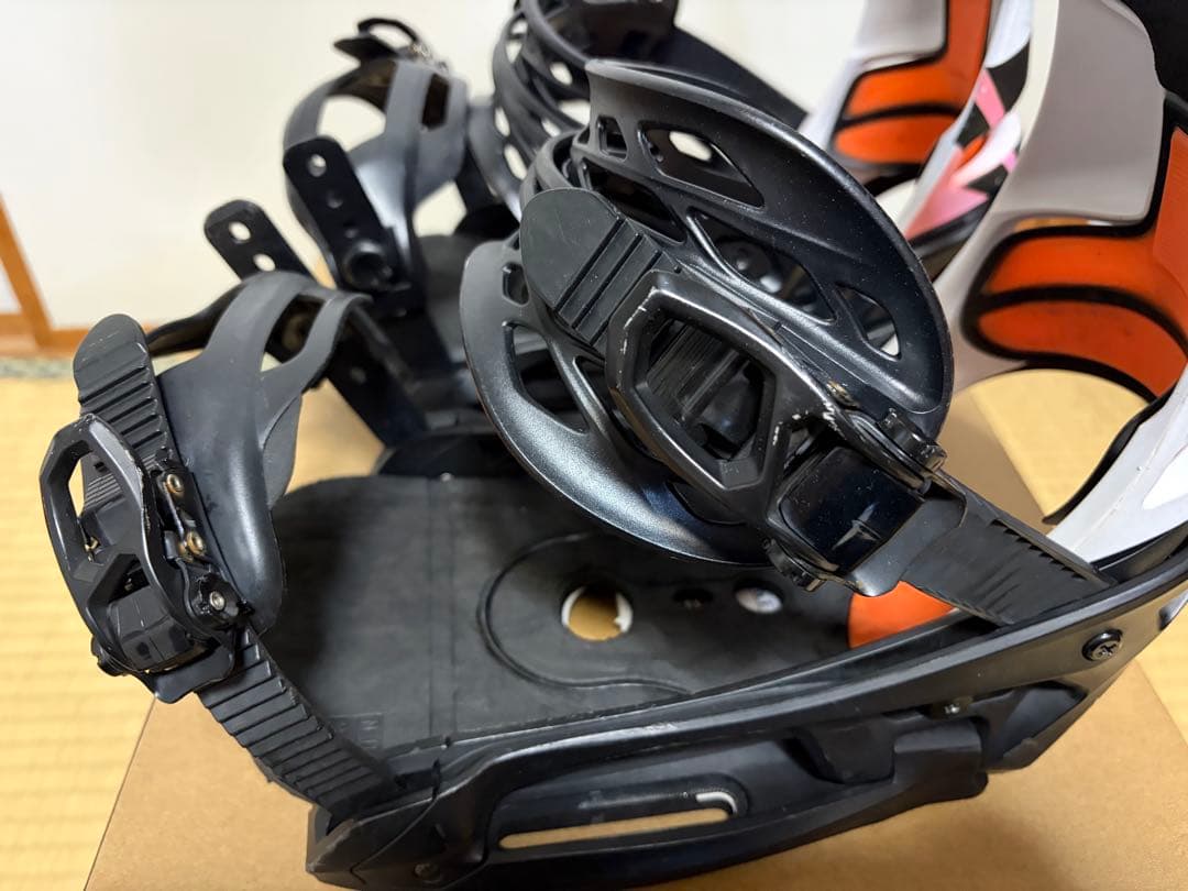 Burton Cartel X EST Mサイズ