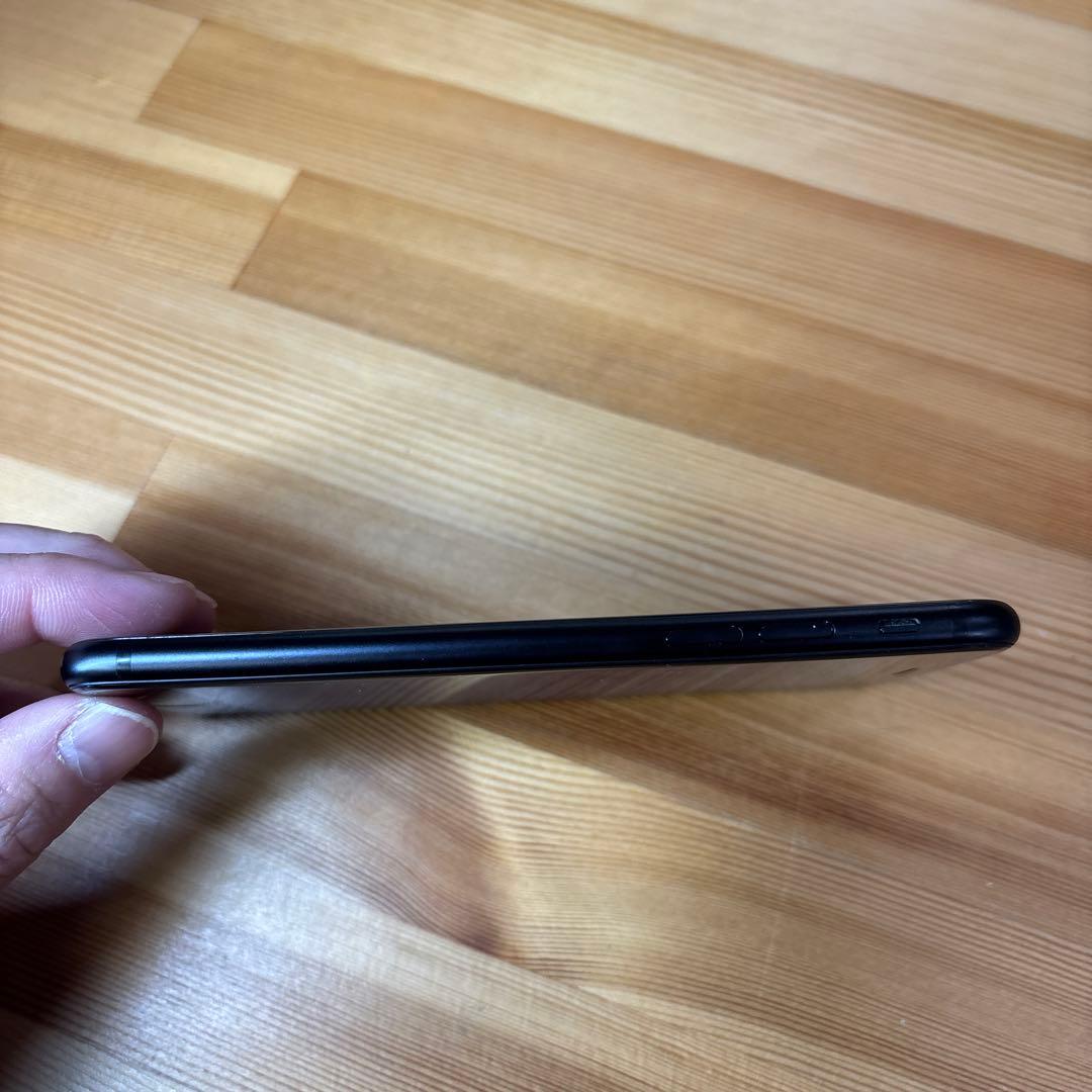 スマートフォン本体 iPhone se2 64GB