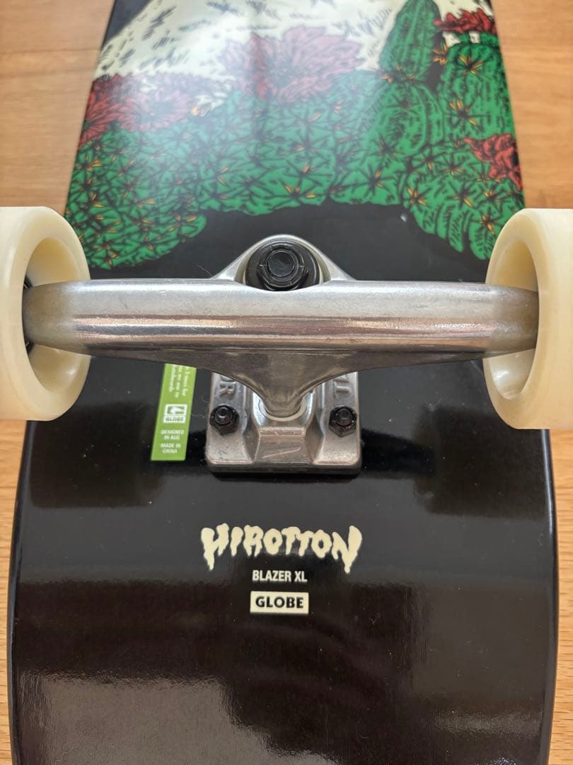 HIROTTON スケボー　値下げしました！新品未使用　ヒロットン