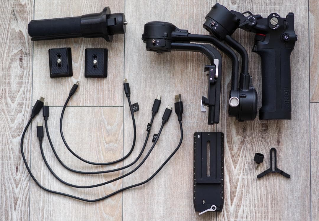 DJI RSC2 ジンバル　延長用グリップ破損あり