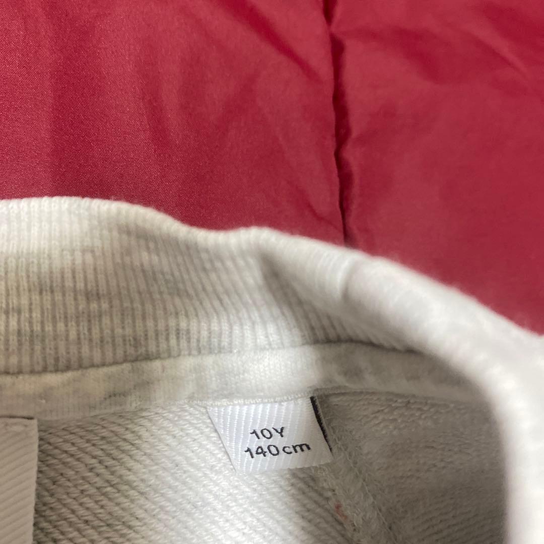 BURBERRYチルドレンチェック柄袖のグレー トレーナー美品