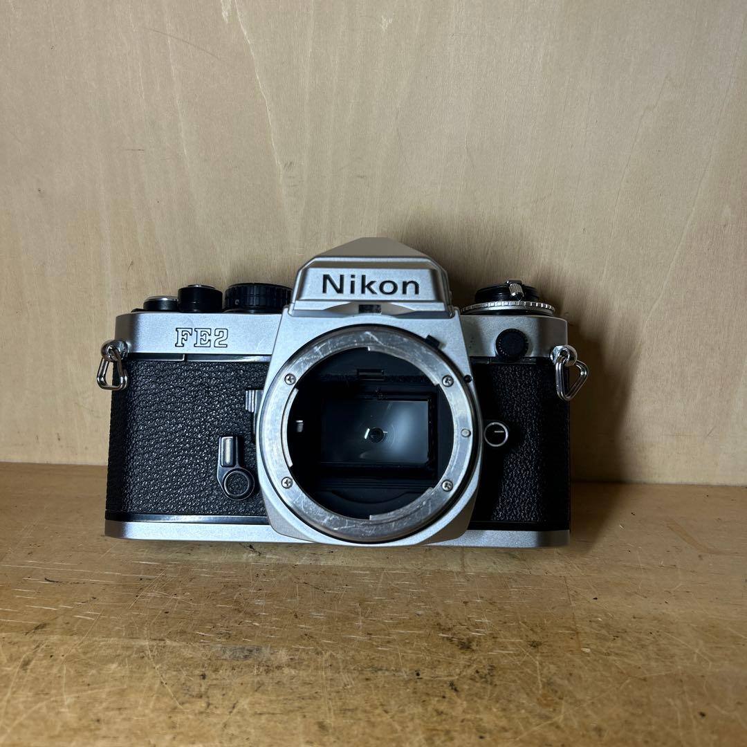 めるみつ　Nikon FE2 シルバーボディー　完動極美品