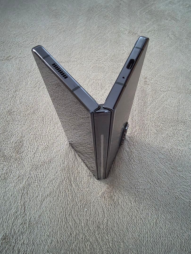 【超美品】Samsung Galaxy Z Fold5 本体 512GB