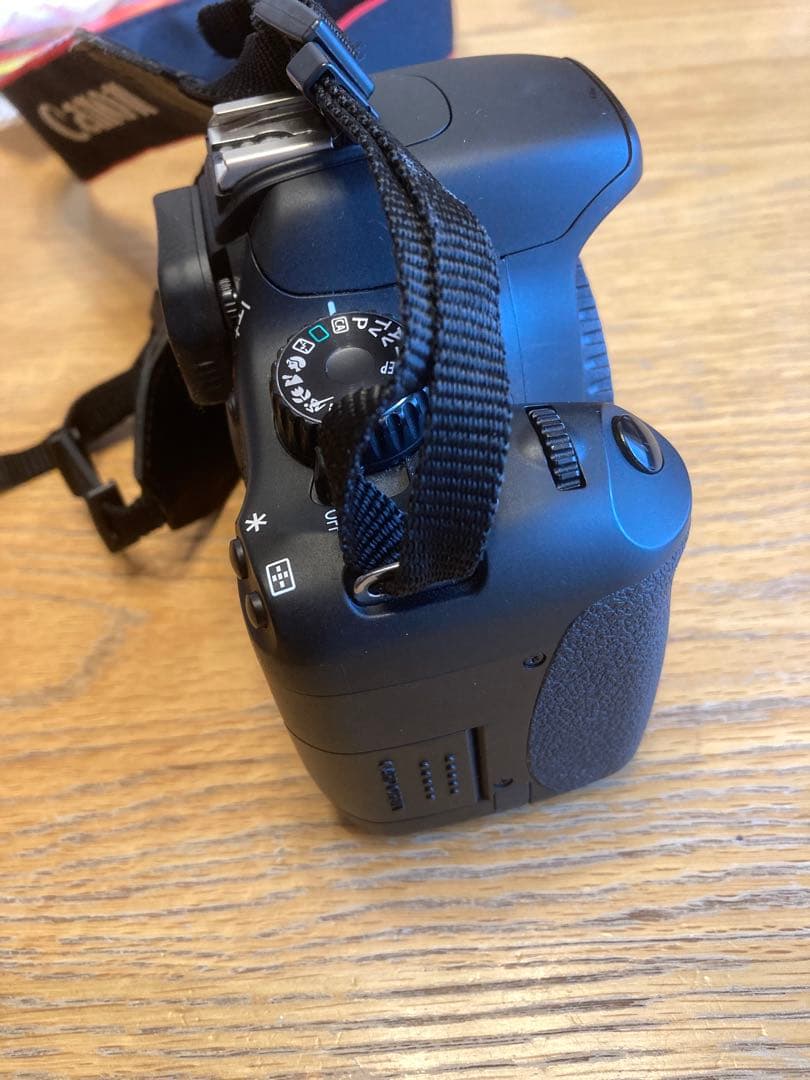 Canon EOS Kiss X4 デジタル一眼レフ レンズ付き