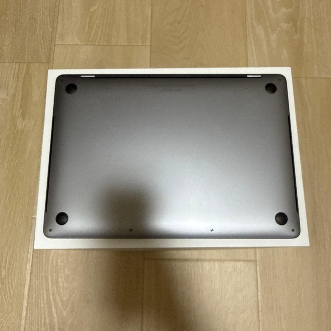 MacBook Pro 13インチ 2018 ジャンク(音割れ)