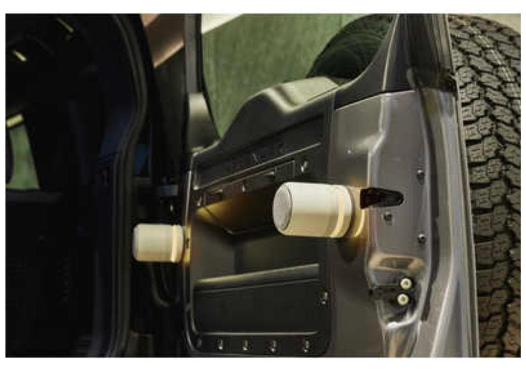 スピーカー Bluetooth　リズム株式会社　ライトグレー 1個