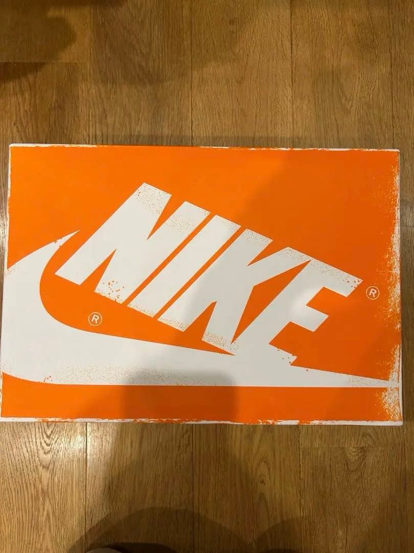 靴 Nike Air Jordan 1 Lost & Found Chicago