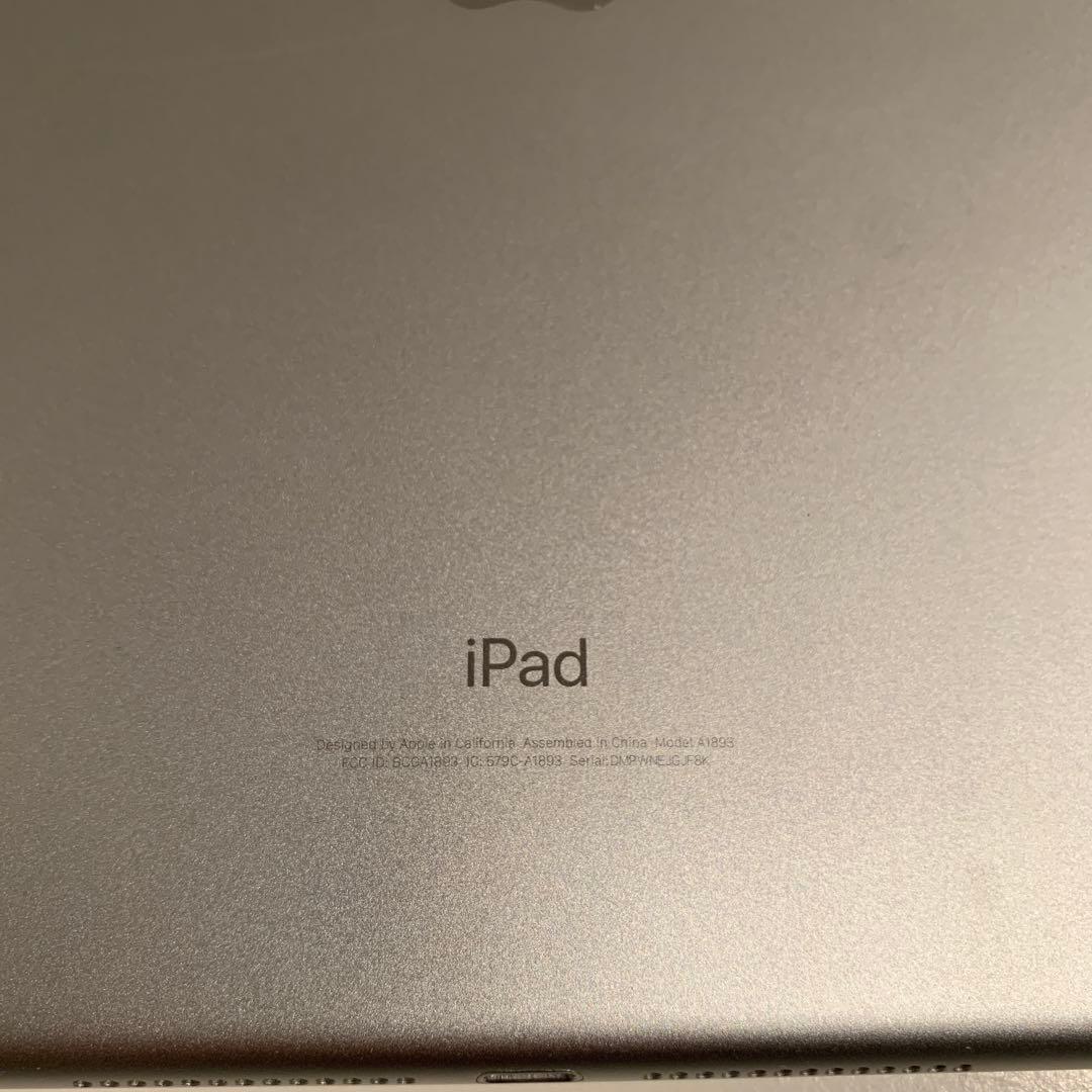AppleのiPad（第6世代）Wi-Fiモデル9.7インチA1893