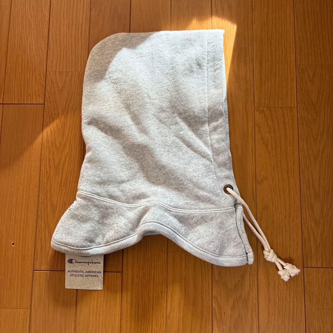 新品・未使用 BEAMS別注 Champion バラクラバ 色グレー　パーカー