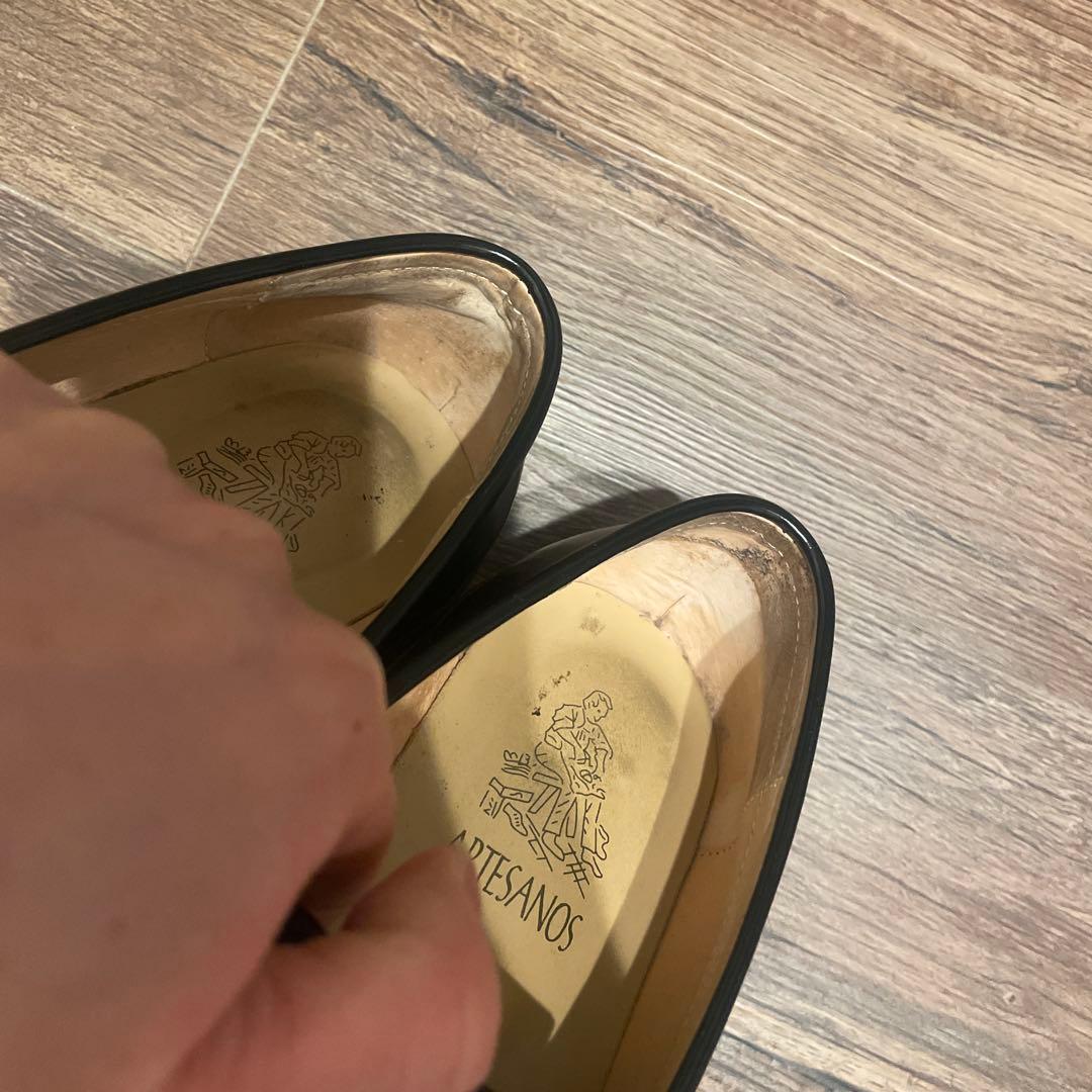 専用ARTESANOS タッセル付きローファー ブラック