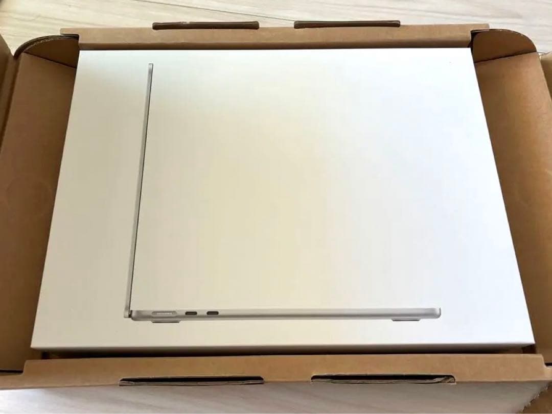 【新品未開封】MacBook Air M4 13インチ 2025モデル