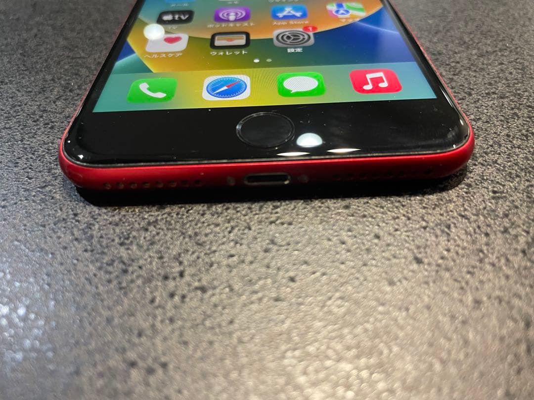 iphone8plus 64G SIM解除済み　レッド美品