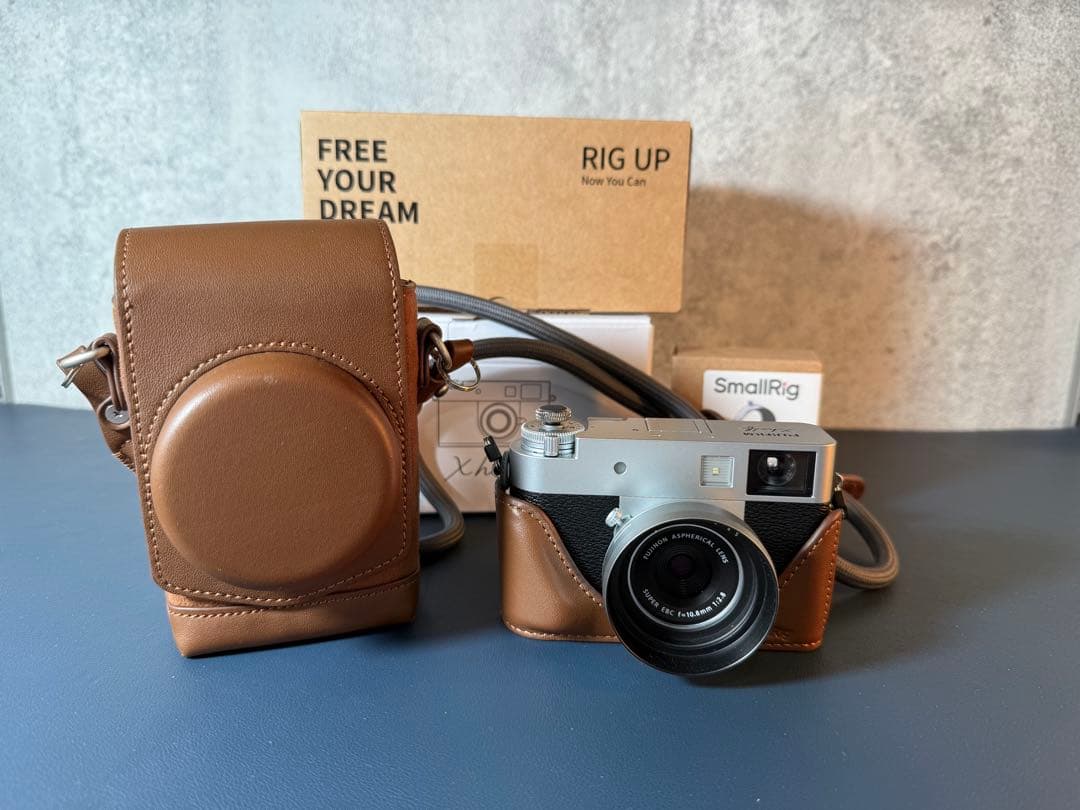 【10月23日迄値下げ中】FUJIFILM X half シルバーおまけ付