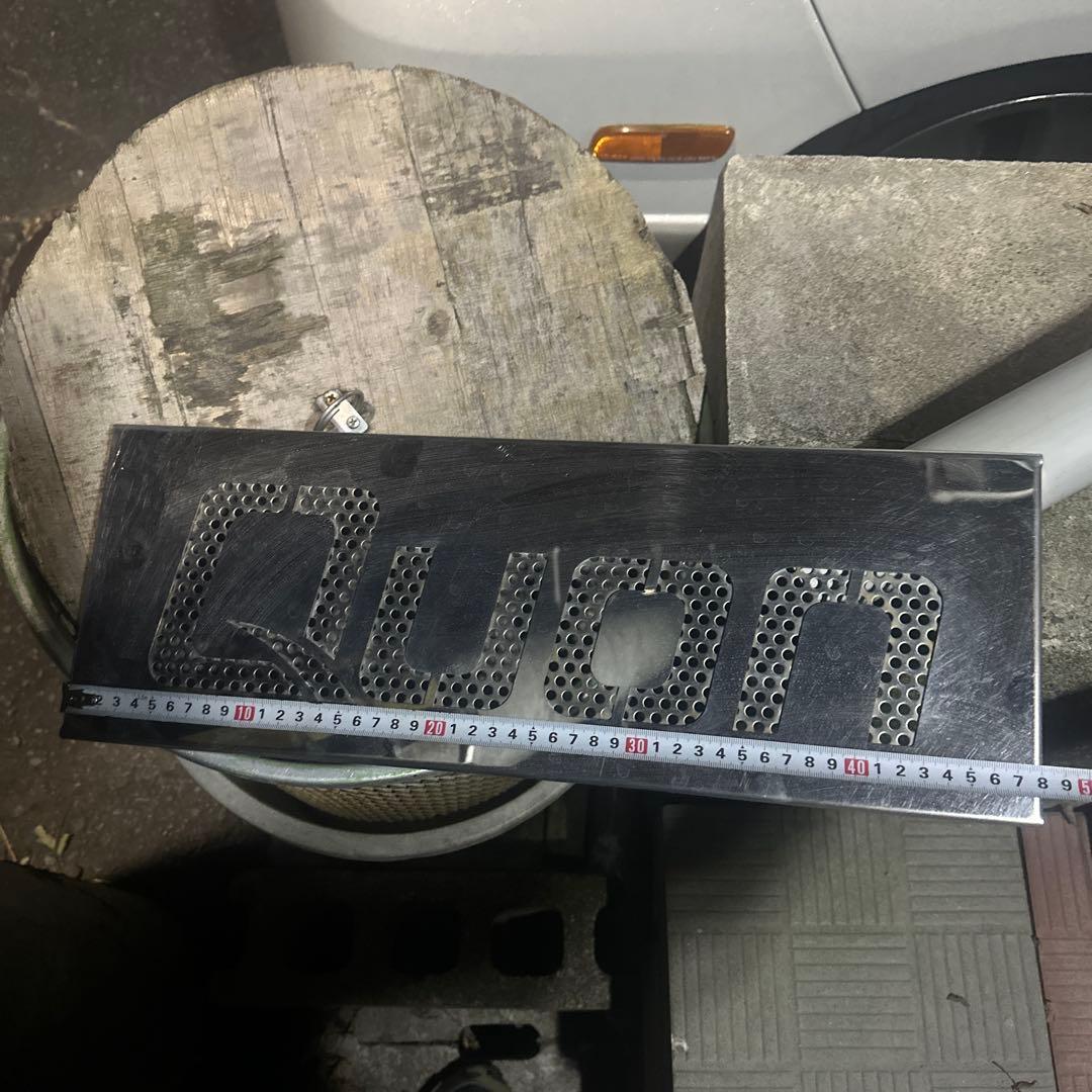 Quon クオン　バッテリーカバー