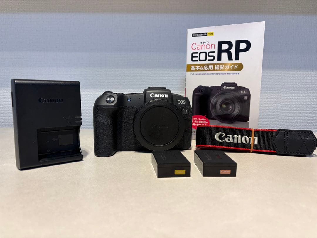 EOS RP バッテリー2個付き シャッター回数7000回以下