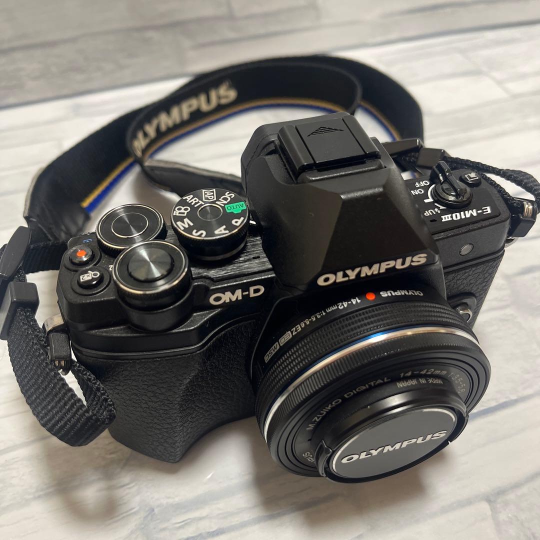 OLYMPUS OM-D E-M10 MarkⅢ オリンパス
