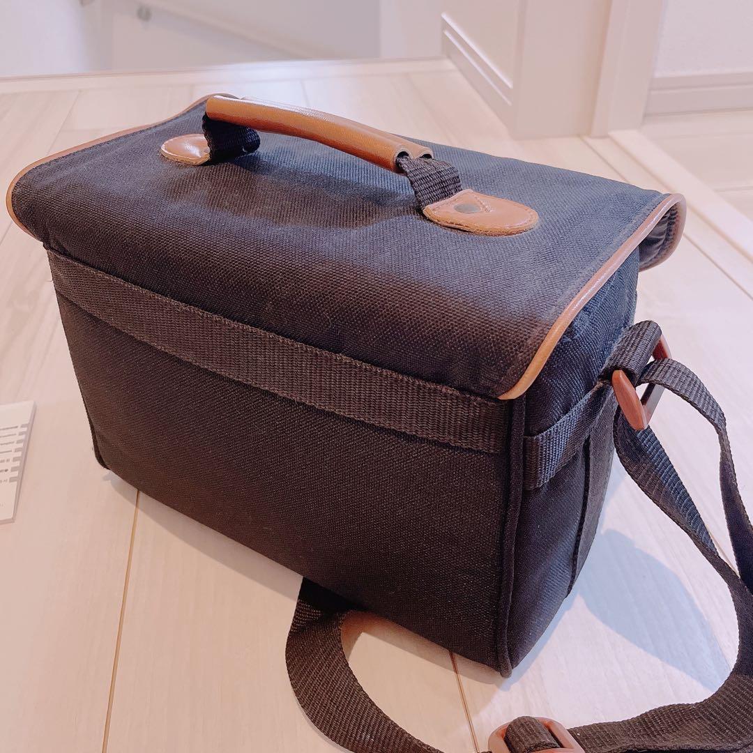 Canon EOS Kiss X4＋50mm単焦点＋ストロボ＋バッグ美品 動確済