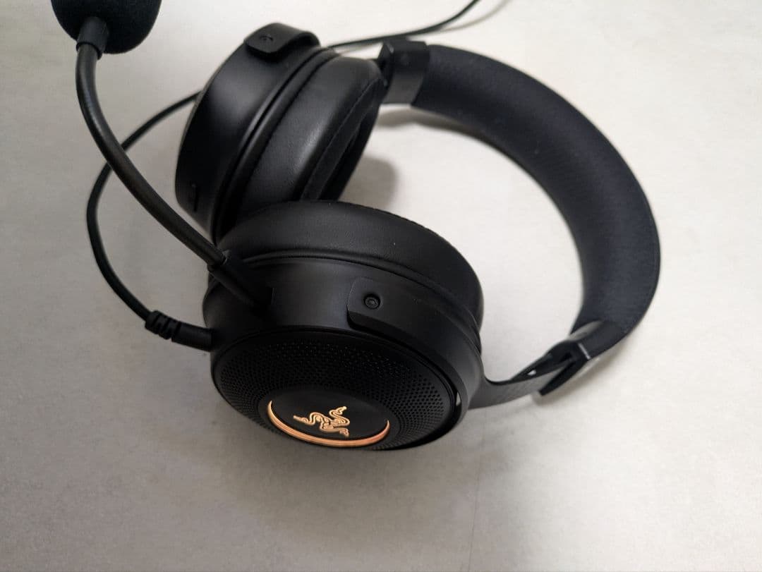 【値下げ交渉可】Razer Kraken V3 Hypersense 有線