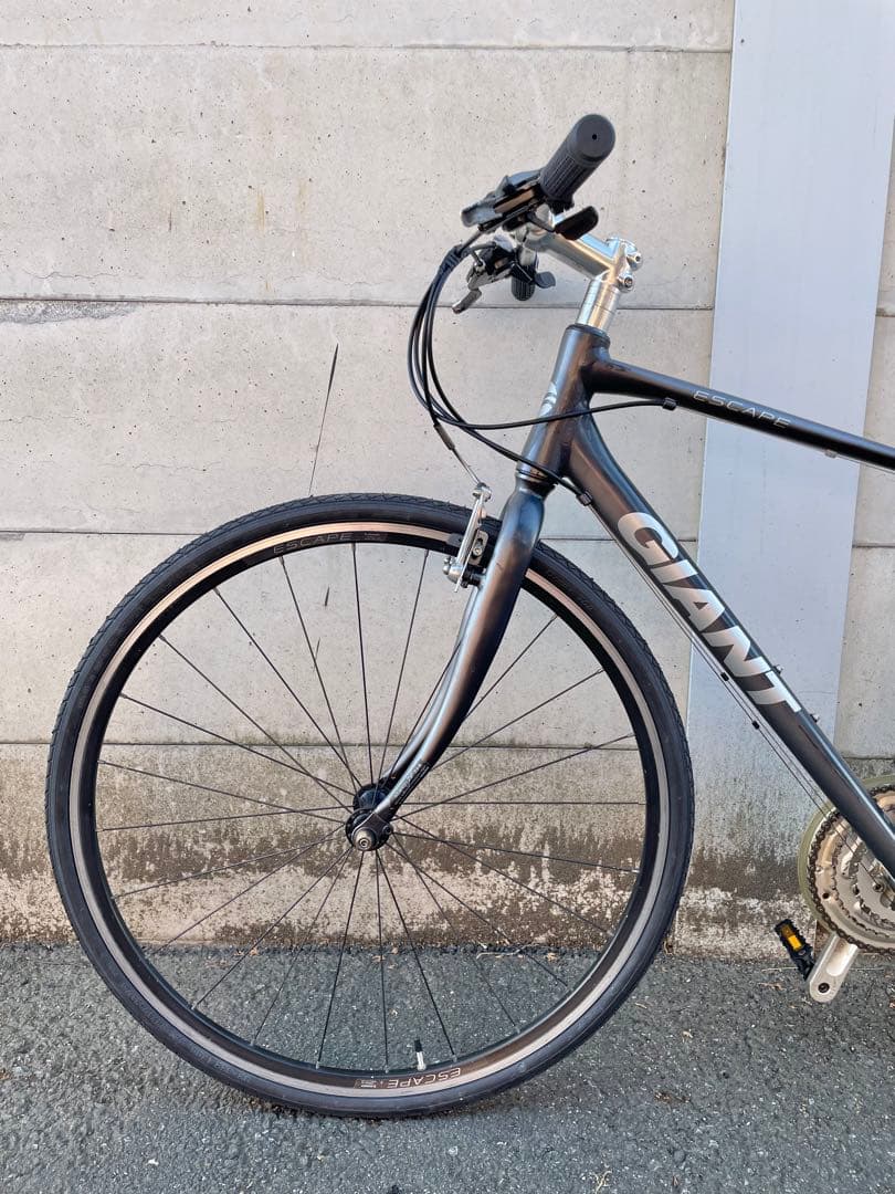 【訳あり美品】GIANT ESCAPE R3 24速　クロスバイク　CT465