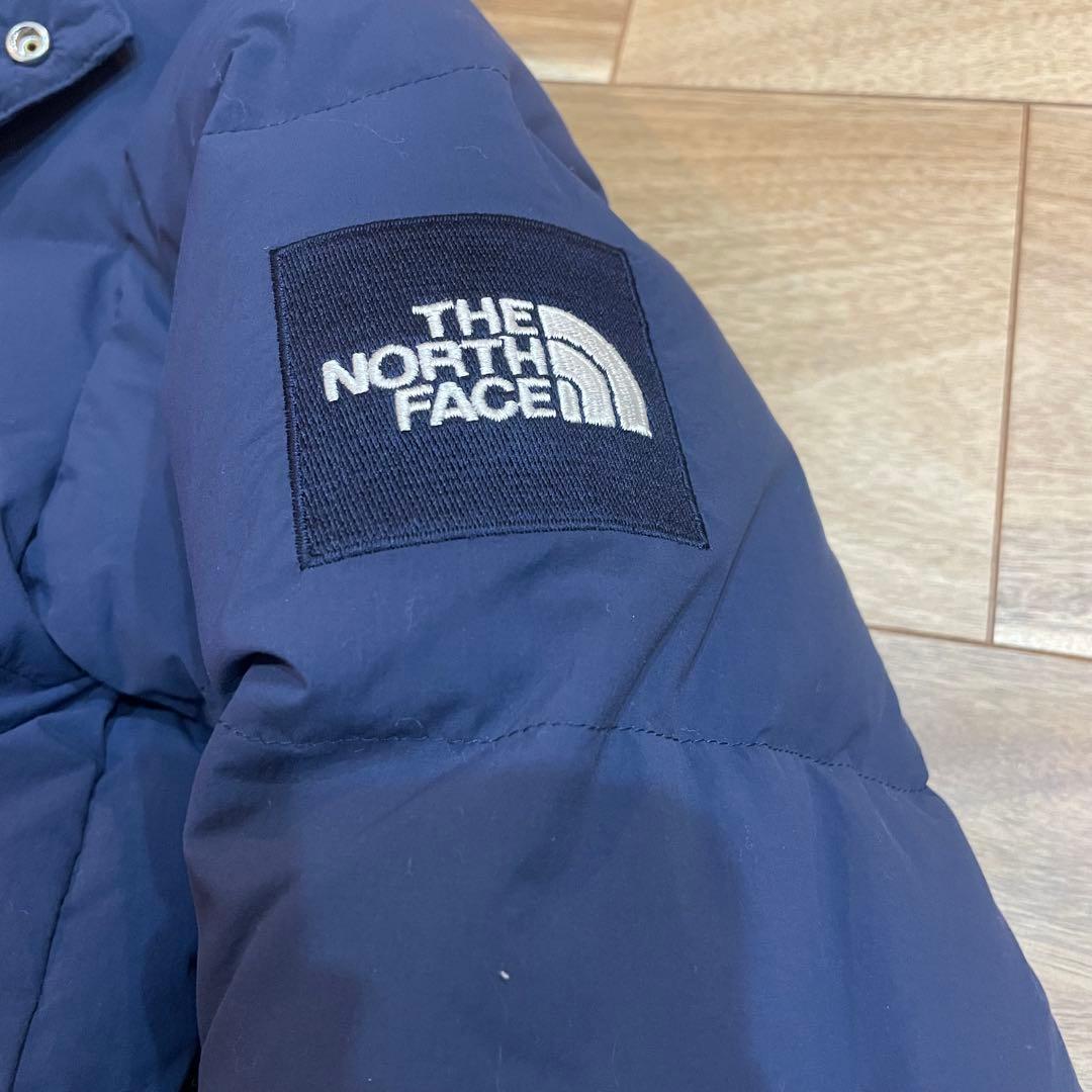 《美品》THE NORTH FACE キャンプシエラショートダウン　紺x赤
