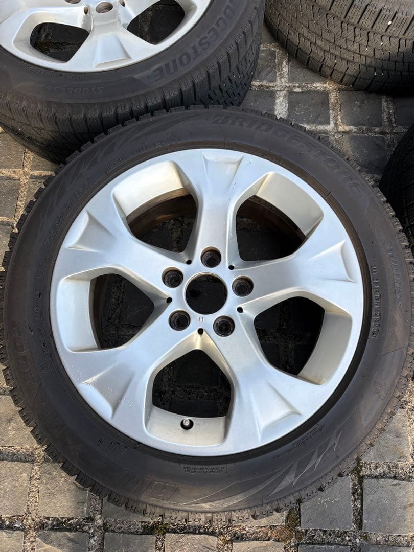  X1e84vl18スタッドレス BRIDGESTONE225/50R17