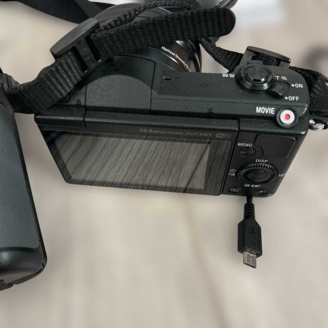 【美品】SONY α5100 ソニー ミラーレス一眼 ズームレンズキット