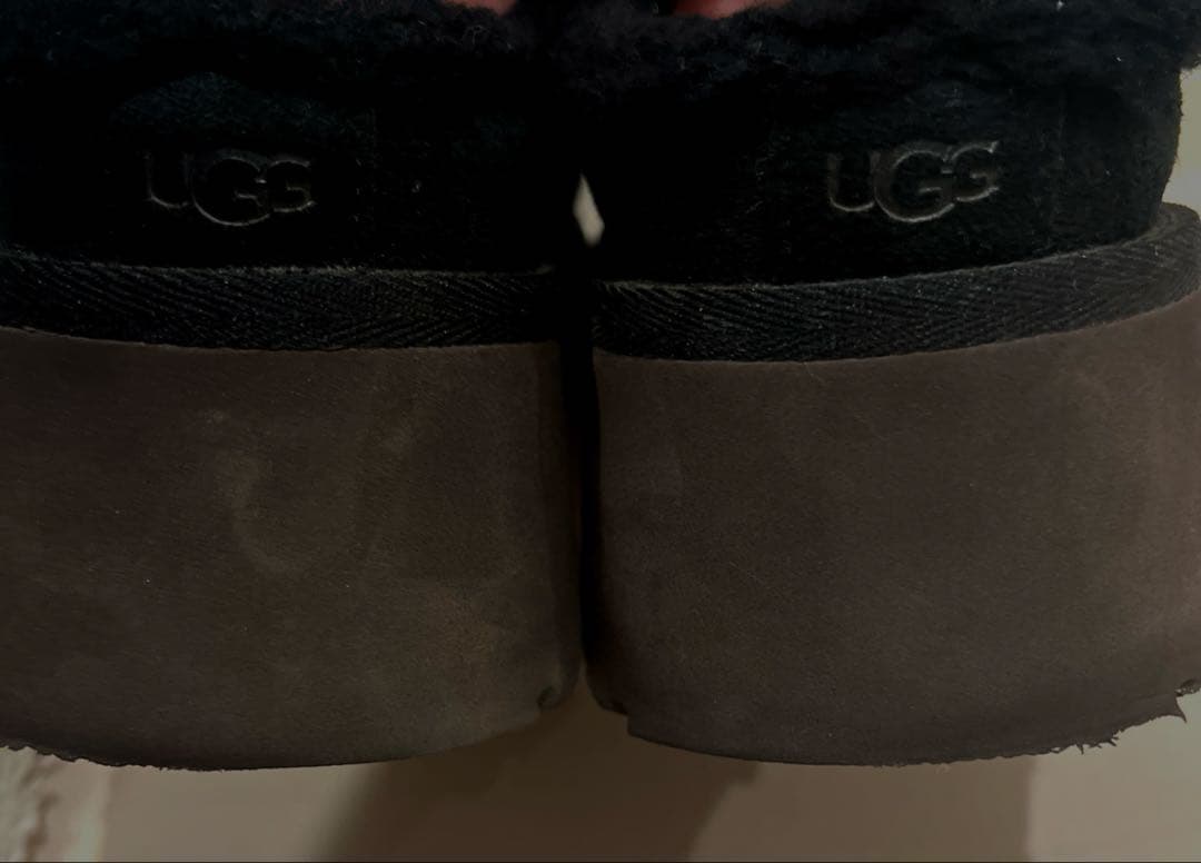 UGG　コージークロッグスリッポン ブラック　23