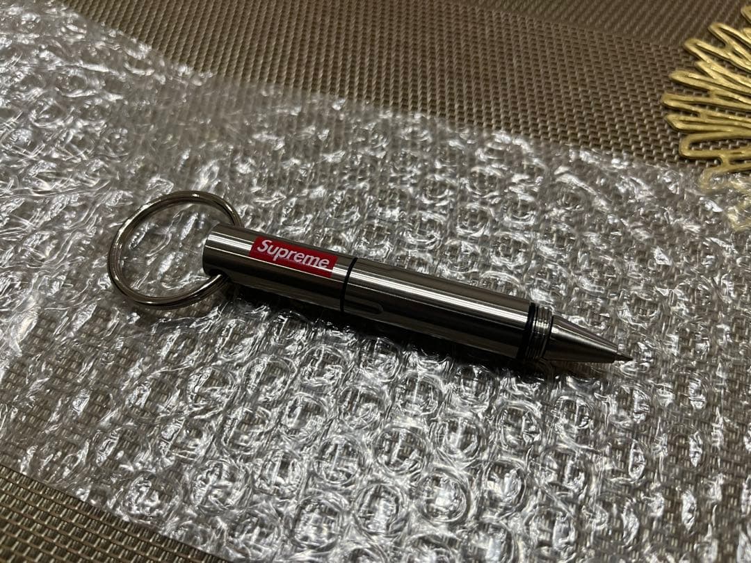 新品 Supreme Keychain Pen ボールペン