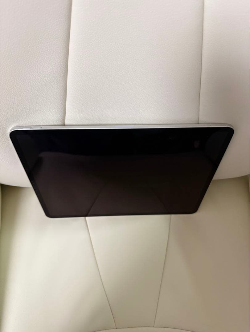 Apple iPadpro 第4世代 12.9インチ シルバー