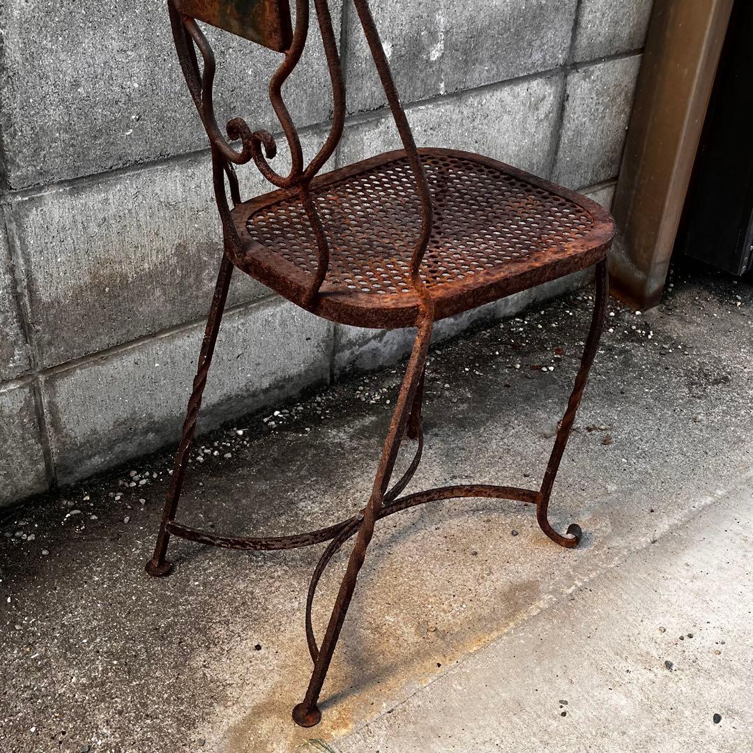フランスアンティーク，アイアンチェアー
