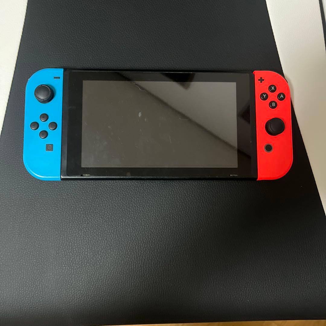 Nintendo Switch 本体とジョイコン２つ スイッチ