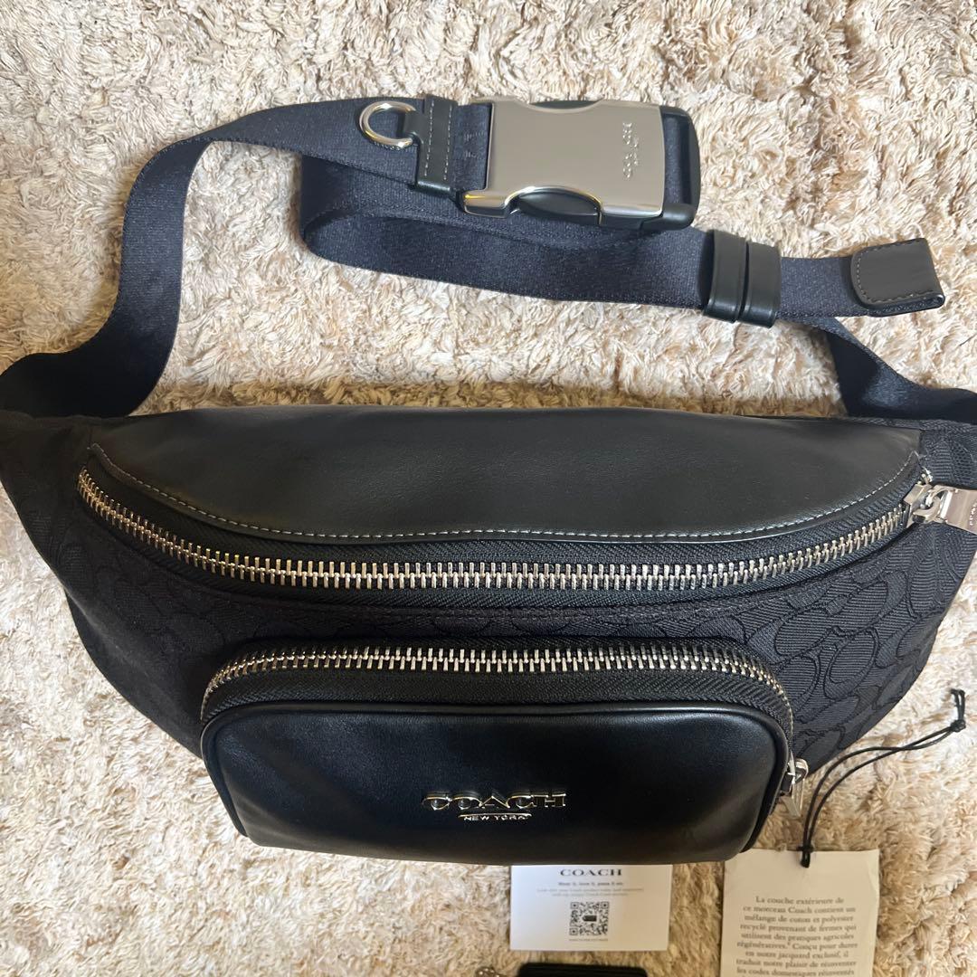 新作　COACH　レーサー ベルトバッグ・シグネチャー ジャカード　ボディバッグ