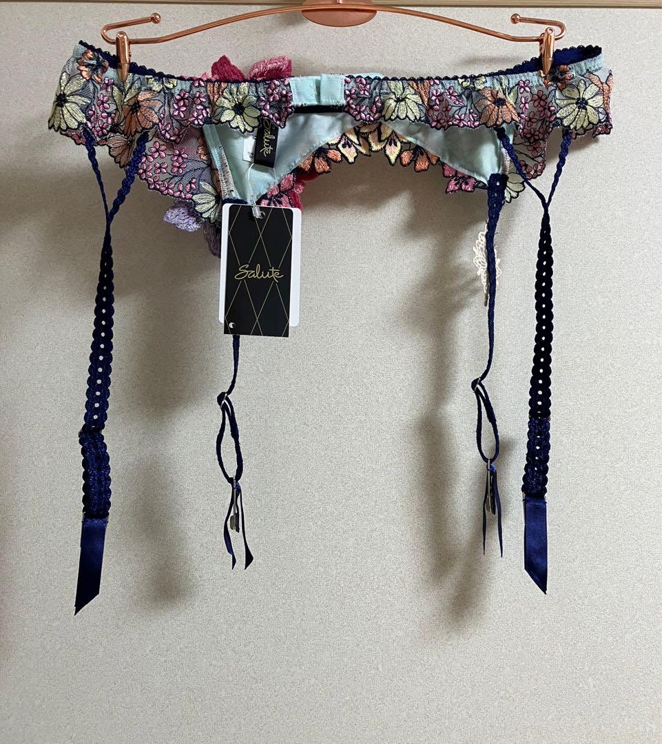 サルート 25g ガーターベルト 予約 ワコール