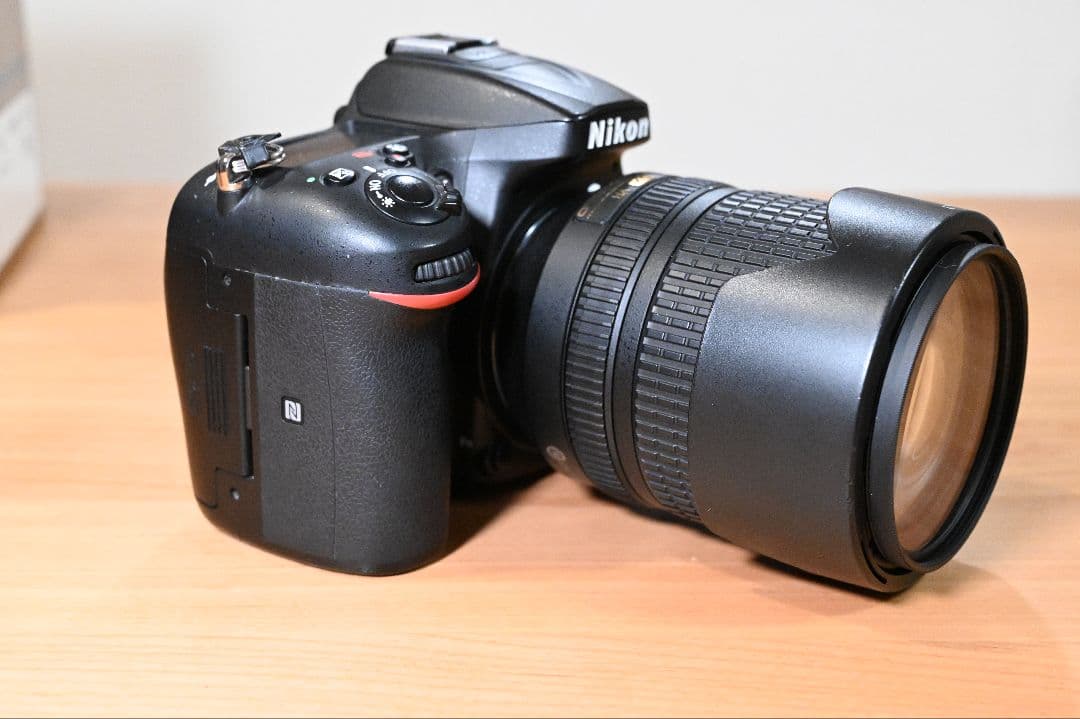 Nikon D7200 18-140レンズキット 55-300付き