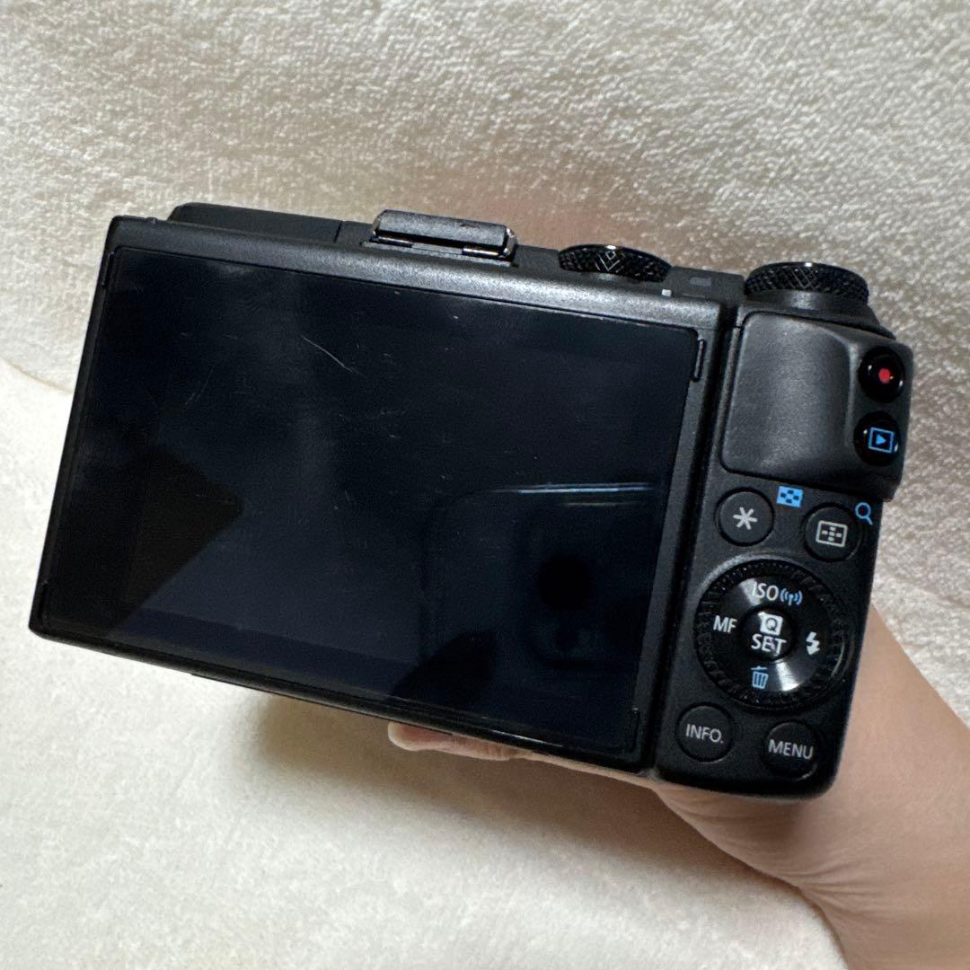 藤*尾様 Canon EOS M3 ミラーレス一眼　箱無し