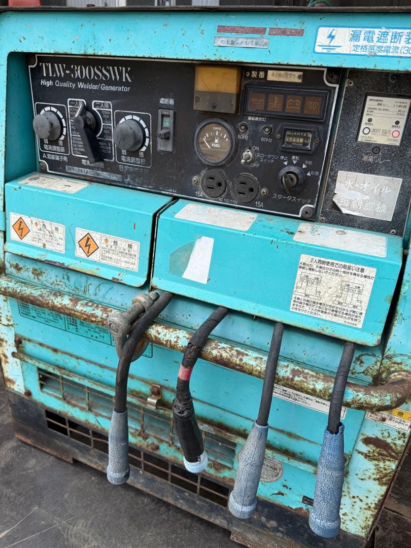 溶接発電機 Denyo TLW-300SSWK 4142H