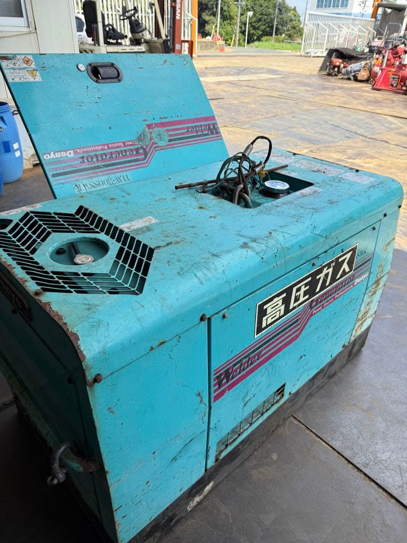 溶接発電機 Denyo TLW-300SSWK 4142H