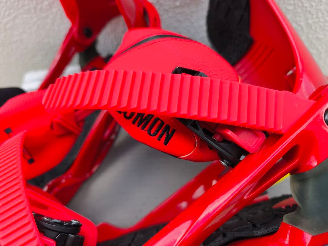 Salomon ALIBI Red ビンディング Mサイズ