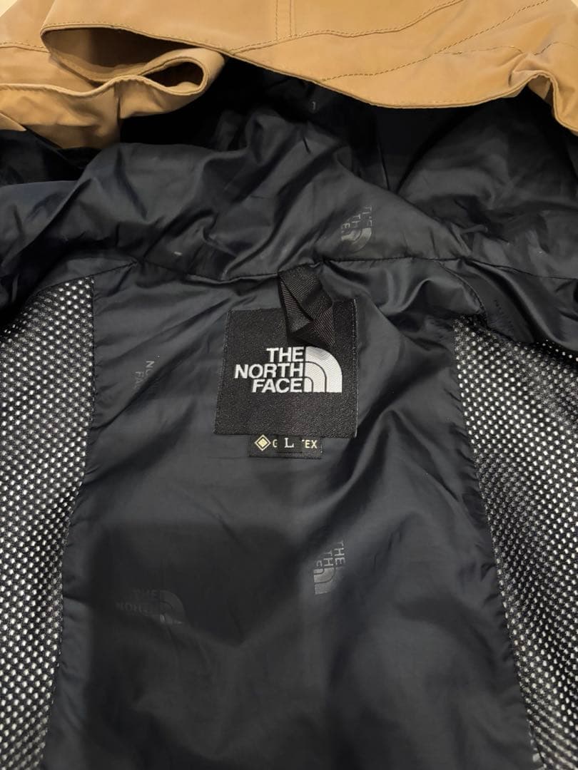 ノースフェイス　マウンテンライトジャケット（ユーティリティブラウン）