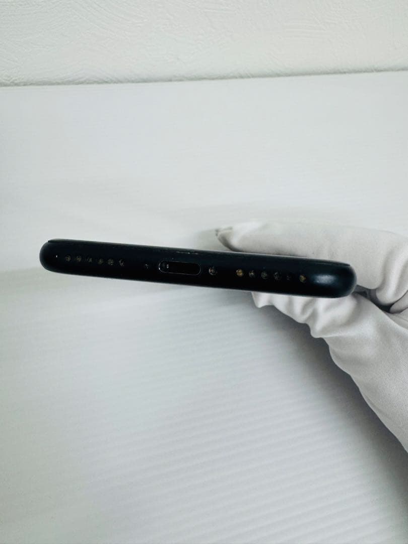 iPhone SE 第2世代 ブラック SIMフリー 128GB